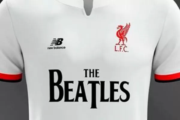 miel Abierto Indirecto La curiosa historia detrás de la camiseta del Liverpool en homenaje a los  Beatles - LA GACETA Tucumán