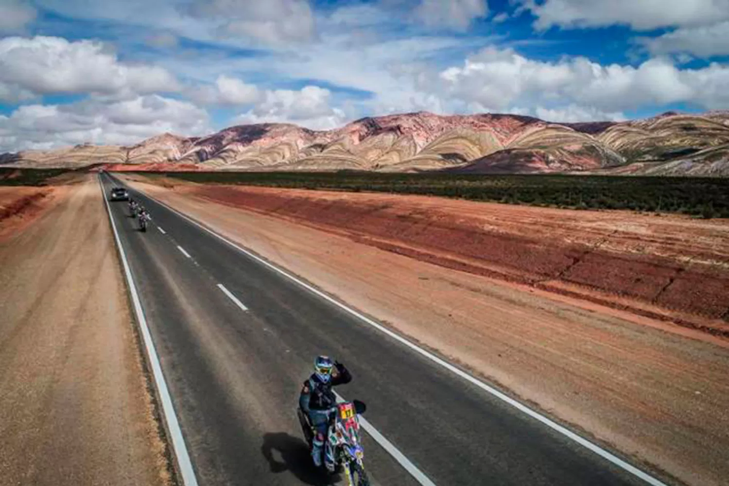 Sin velocidad, pero con pasión, el Dakar pasará por Tucumán