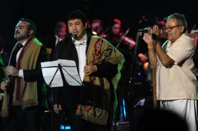 Canto tucumano para homenajear a la Negra y a Violeta Parra