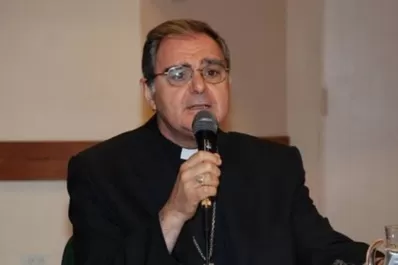 Un obispo asegura que se le teme al liderazgo del Papa