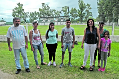 Una mujer que disfruta su alto lugar en la dirigencia