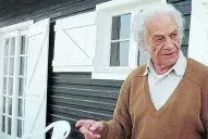 A los 103 años murió Nicanor Parra, el antipoeta