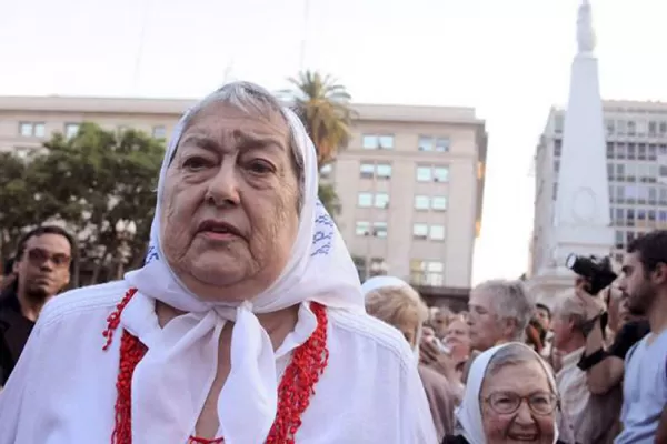 Hebe de Bonafini, contra Macri: no quiero que se vaya, sino que se caiga a pedazos