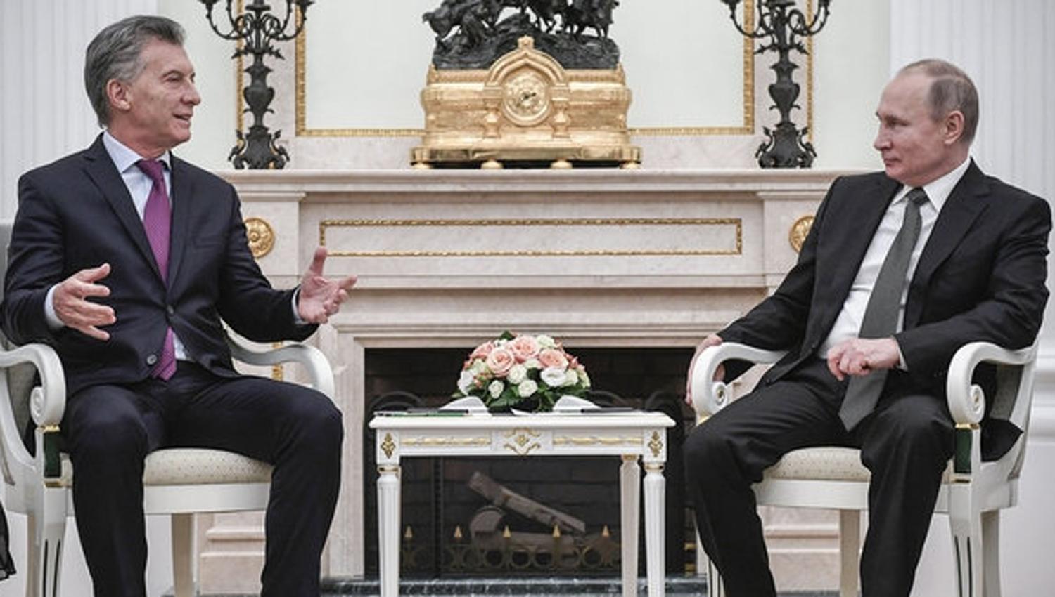 Mauricio Macri junto a Vladimir Putin, antes del almuerzo. FOTO TOMADA DE INFOBAE.COM