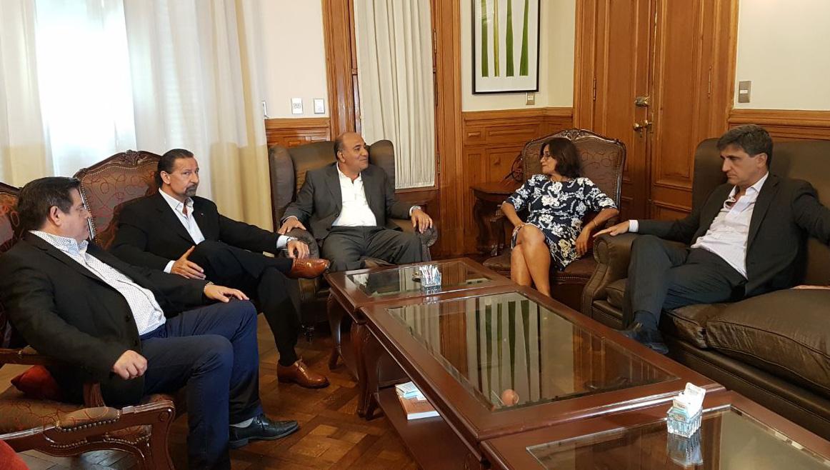CASA DE GOBIERNO: Reunión protocolar con la gobernadora de Catamarca. LA GACETA/FOTO DE NATALIA VIOLA