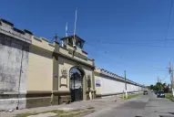 Un preso de Villa Urquiza prendió fuego en su celda