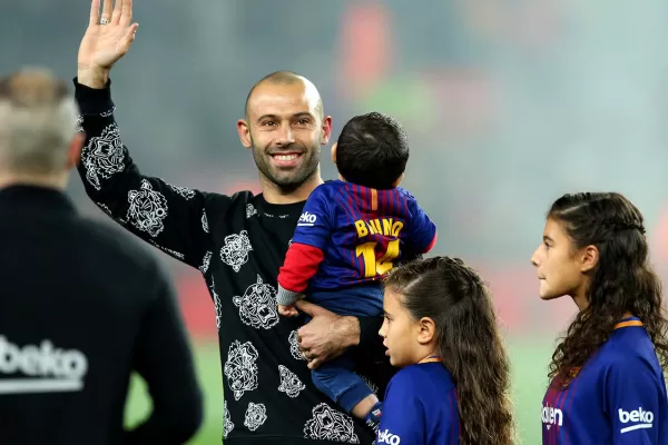 Video: Mascherano tuvo una emotiva despedida en el Camp Nou