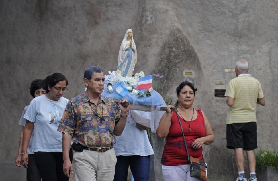Festividad de la Virgen de Lourdes en San Pedro de Colalao. ARCHIVO