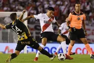 Con dos golazos de Ignacio Scocco, River volvió la victoria ante Olimpo