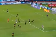 Video: la impresionante apilada de Scocco en su segundo golazo ante Olimpo