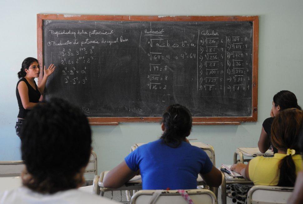 El Gobierno brindará apoyo escolar gratuito todo el año