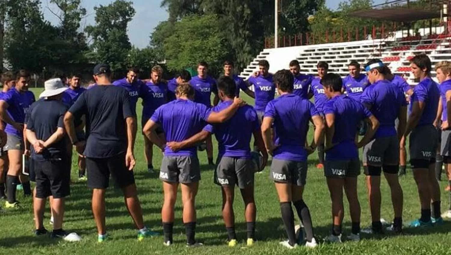 LOS PUMITAS. El equipo se preparó en la cancha de Los Tarcos y hoy enfrentará a Tucumán Rugby. (FOTO TOMADA DE TWITTER)