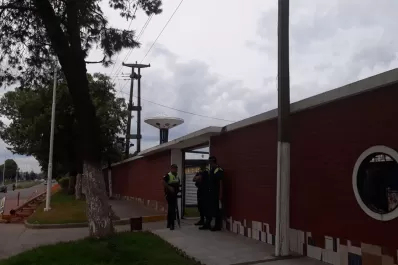 Así fueron los operativos en dos hoteles de alojamiento para buscar sospechoso del doble crimen