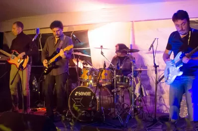 Rock y música surf de la mano de Los inspectores