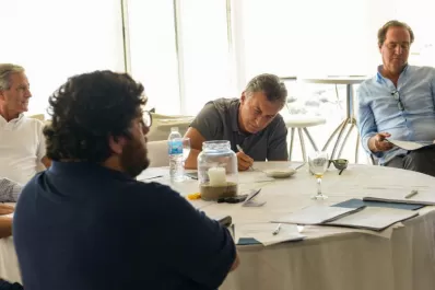 En el retiro espiritual, el Presidente repartió críticas y elogios