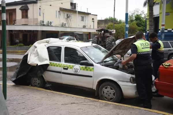 Remiseros atrapan y golpean a un presunto homicida