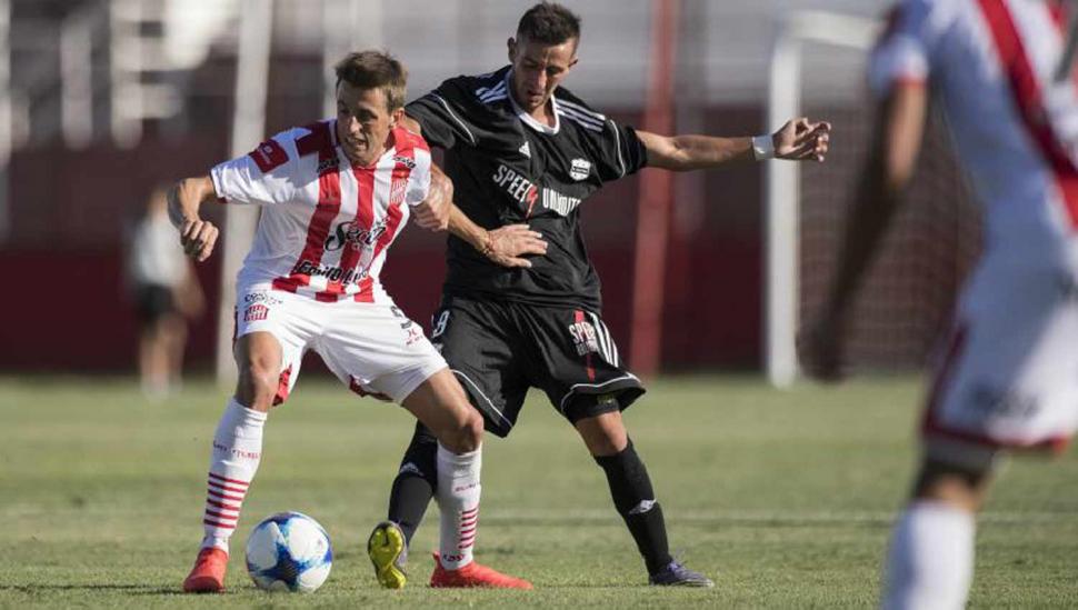 San Martín busca volver a reír en casa
