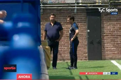 Angelici fue a la práctica de Boca