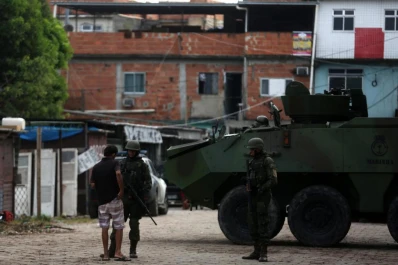 La seguridad en Río estará militarizada hasta fin de año