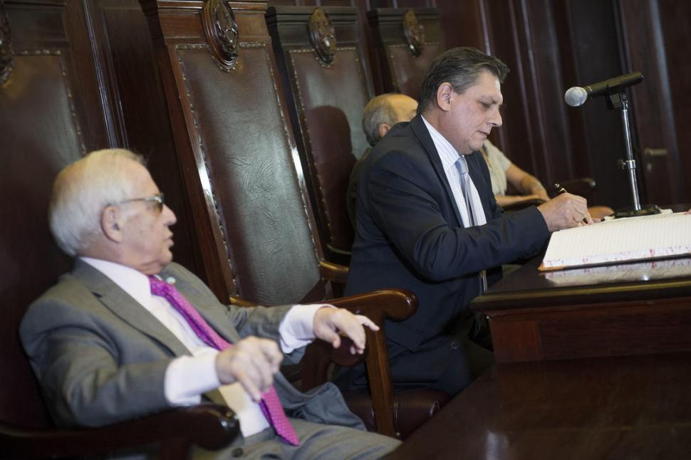 Posse pidió los primeros jueces subrogantes