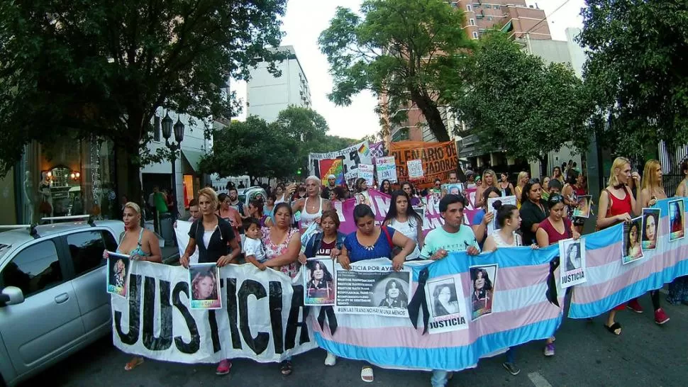 PEDIDO. La comunidad de chicas trans ya marcharon pidiendo protección. la gaceta / foto de Osvaldo Ripoll  
