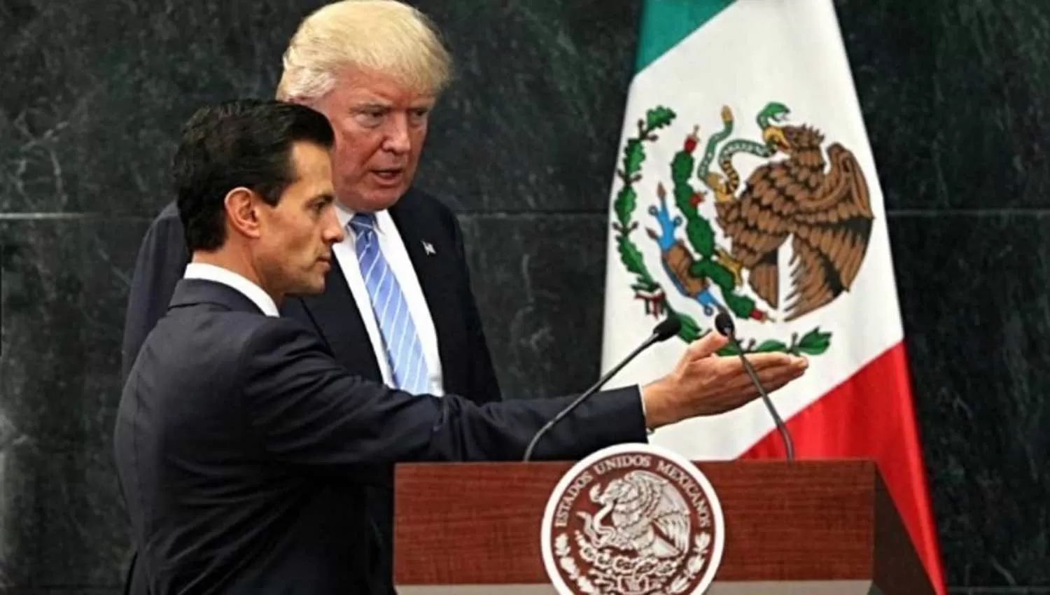 CONSIGUIÓ APOYO. Donald Trump logró que la Justicia de Estados Unidos le de vía libre para acelerar la construcción del muro que dividirá el país y México. (CLARÍN)