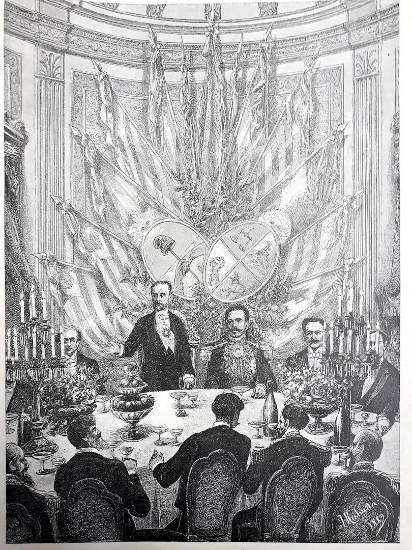 MIGUEL JUÁREZ CELMAN. Aparece de pie, en el banquete que le ofreció el Gobierno del Uruguay, en 1889. 