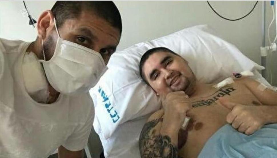 FELICES. Cristian Villagra junto a su hermano tras el trasplante de médula ósea. gentileza 