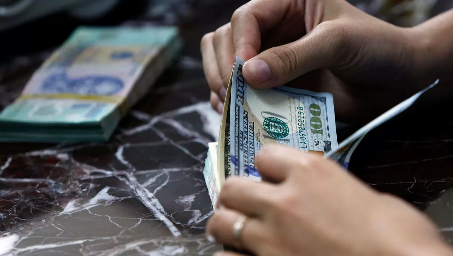 En el Banco Nación, el dólar cerró a $20,47. REUTERS