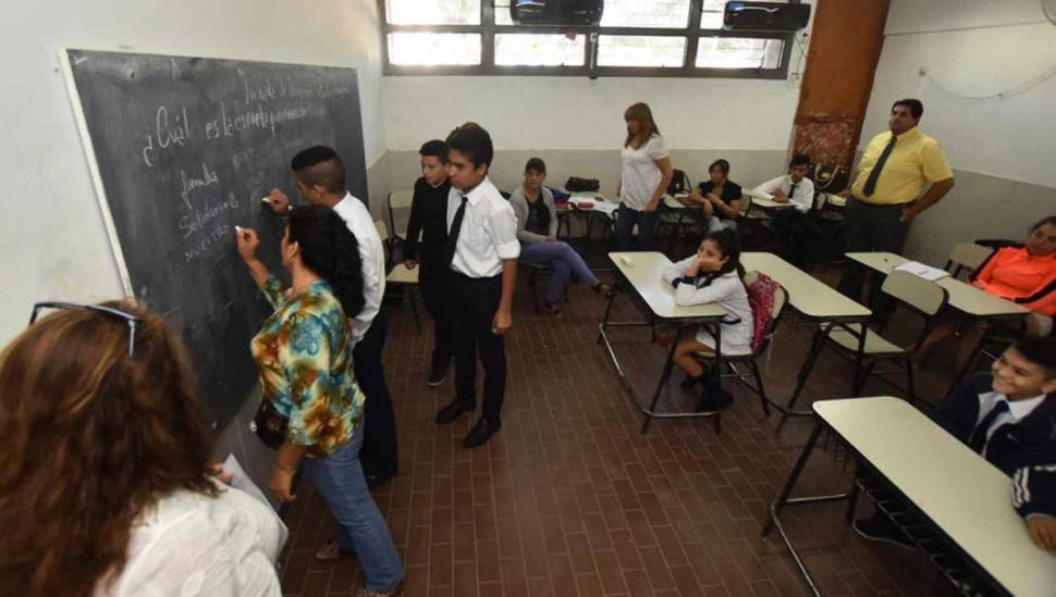 Hubo escuelas abiertas pero pocos estudiantes