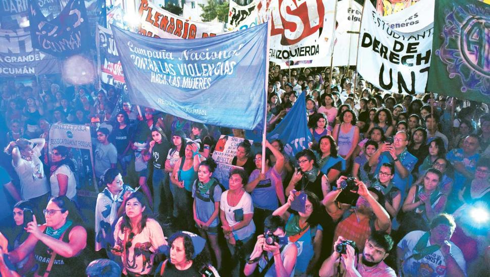 Marcharon por igualdad y contra la violencia