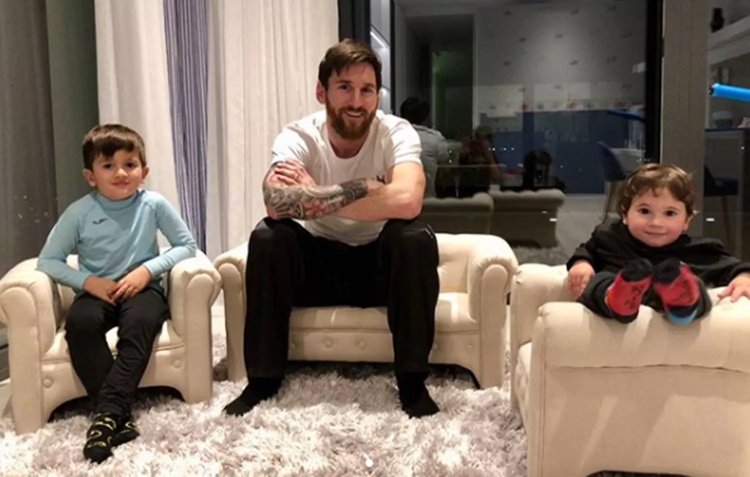 LOS HOMBRES DE LA FAMILIA. Thiago, Lio y Mateo Messi. CAPTURA DE INSTAGRAM