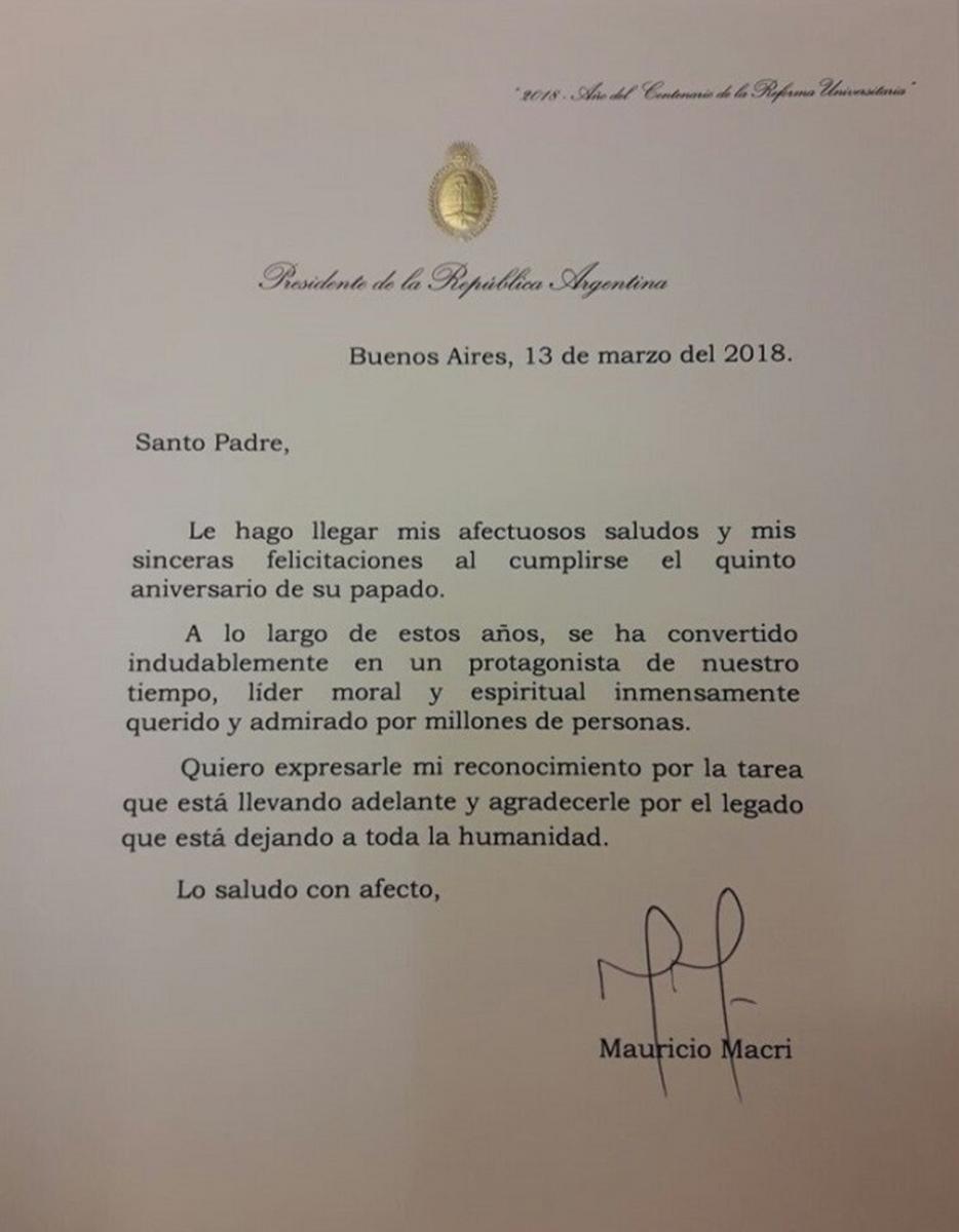 CARTA DEL PRESIDENTE. Macri le envió felicitaciones al Papa por su quinto añiversario. FOTO TOMADA DE BAENEGOCIOS.COM