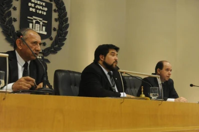 Los concejales tratan el veto al Presupuesto 2017