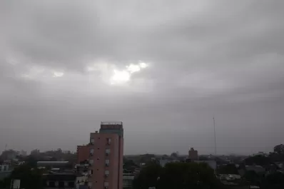 Un especialista explicó qué es la neblina que cubre a toda la provincia