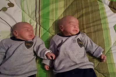 Una pareja tucumana le puso Guillermo y Gustavo a sus hijos y la foto con los mellizos Schelotto es su sueño