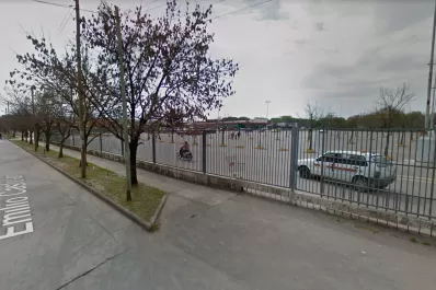 Asaltantes causaron pánico en un supermercado del acceso norte