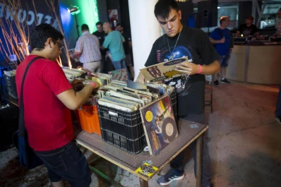 Los coleccionistas disfrutan de retener el pasado