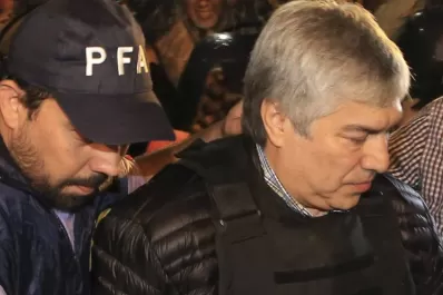 Un documento oficial de Suiza asegura que Lázaro Báez era testaferro de Néstor Kirchner