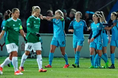 Manchester United tendrá su equipo de fútbol femenino