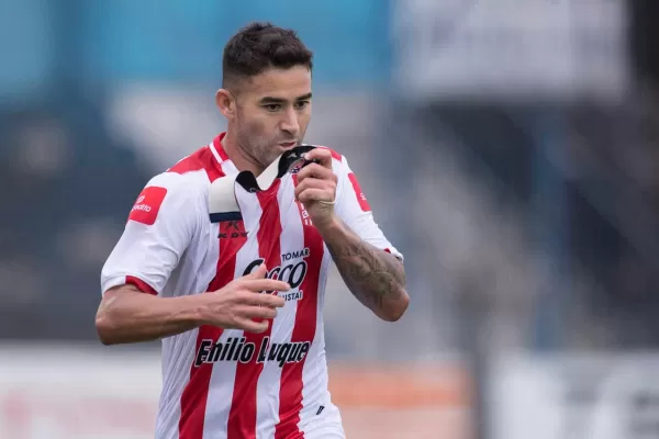 A pesar de estar suspendido, Bieler pidió formar parte de la concentración de San Martín