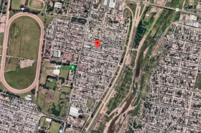 Lo atacó un perro, le reclamó al dueño y recibió latigazos