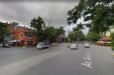 Ladrones armados asaltaron en un bar de la zona de El Bajo y amenazaron al encargado