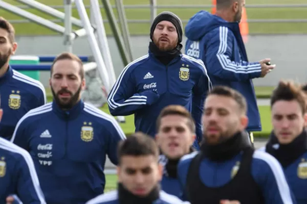 Messi está bien y podrá jugar ante España