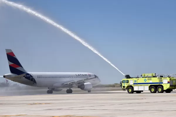 Panamá, Santa Cruz de la Sierra y Rosario: los nuevos destinos aéreos que gestiona Tucumán