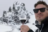 Detienen al ex relacionista público de Ricardo Fort por presunta participación en la red prostitución de Independiente