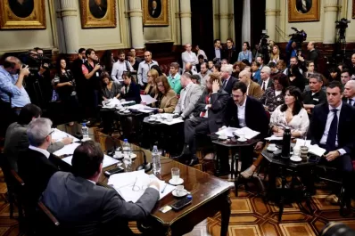 Con una empresa venezolana buscarían al ARA San Juan