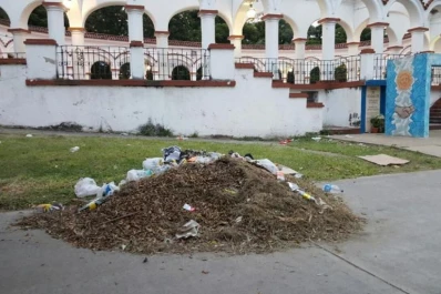 Parque Avellaneda: falta de limpieza y mal olor