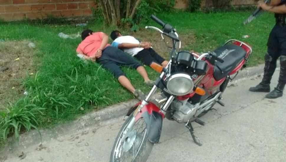 Legisladores defienden la ley contra motochorros y rompevidrios