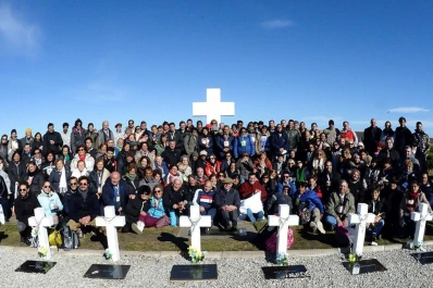 Desde esta noche honrarán a combatientes